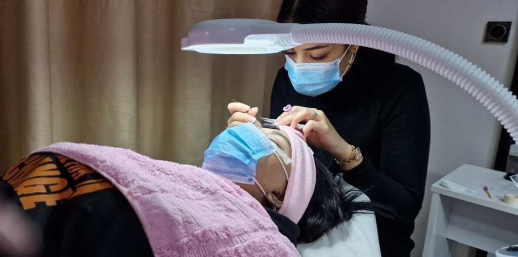 whatsapp image 2025 10 09 à 18.15.26 2d50faed